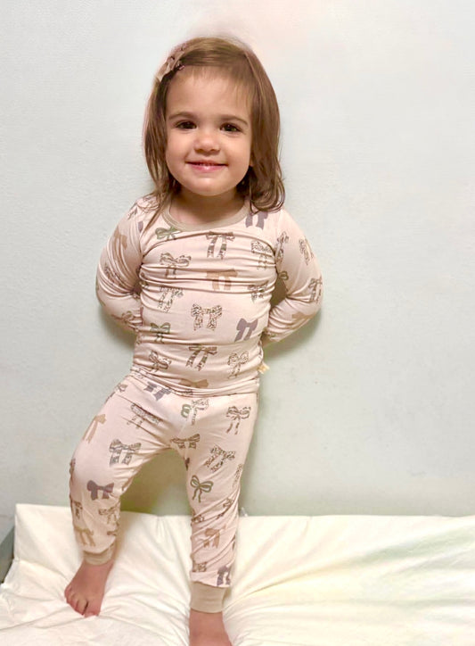 Girls Backwoods Bows Pants Set