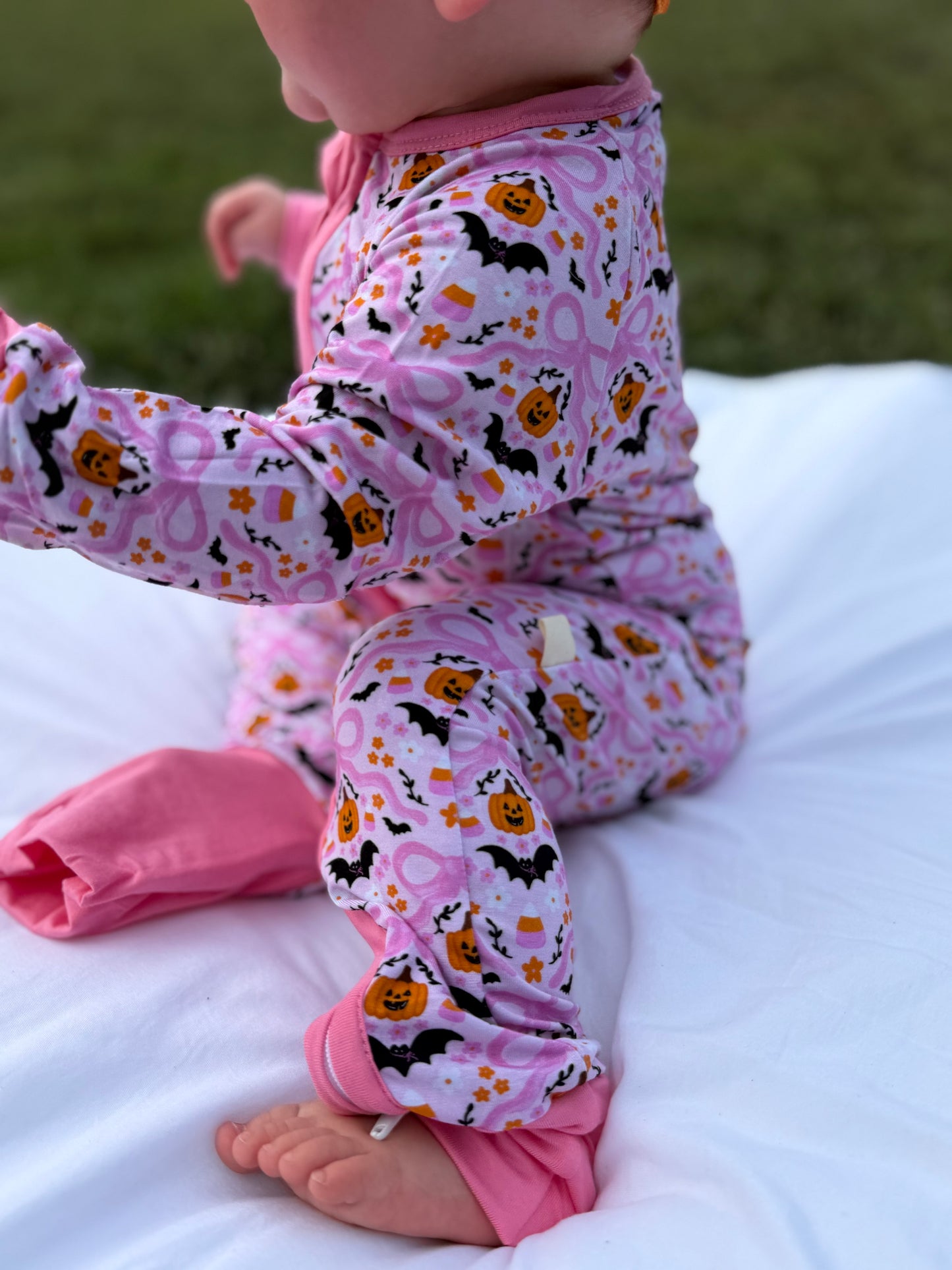Batty for Bows Zippy