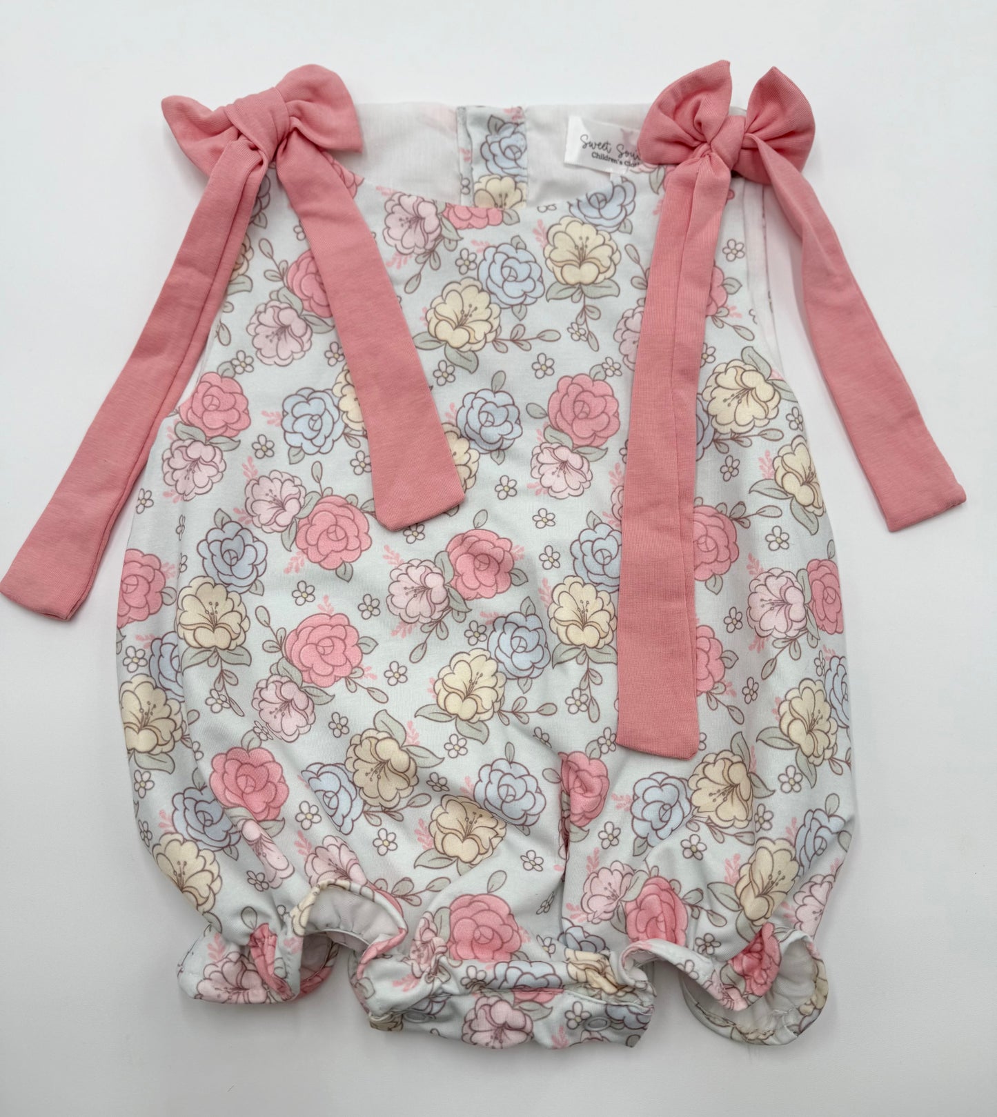 Scalloped Floral Bubble